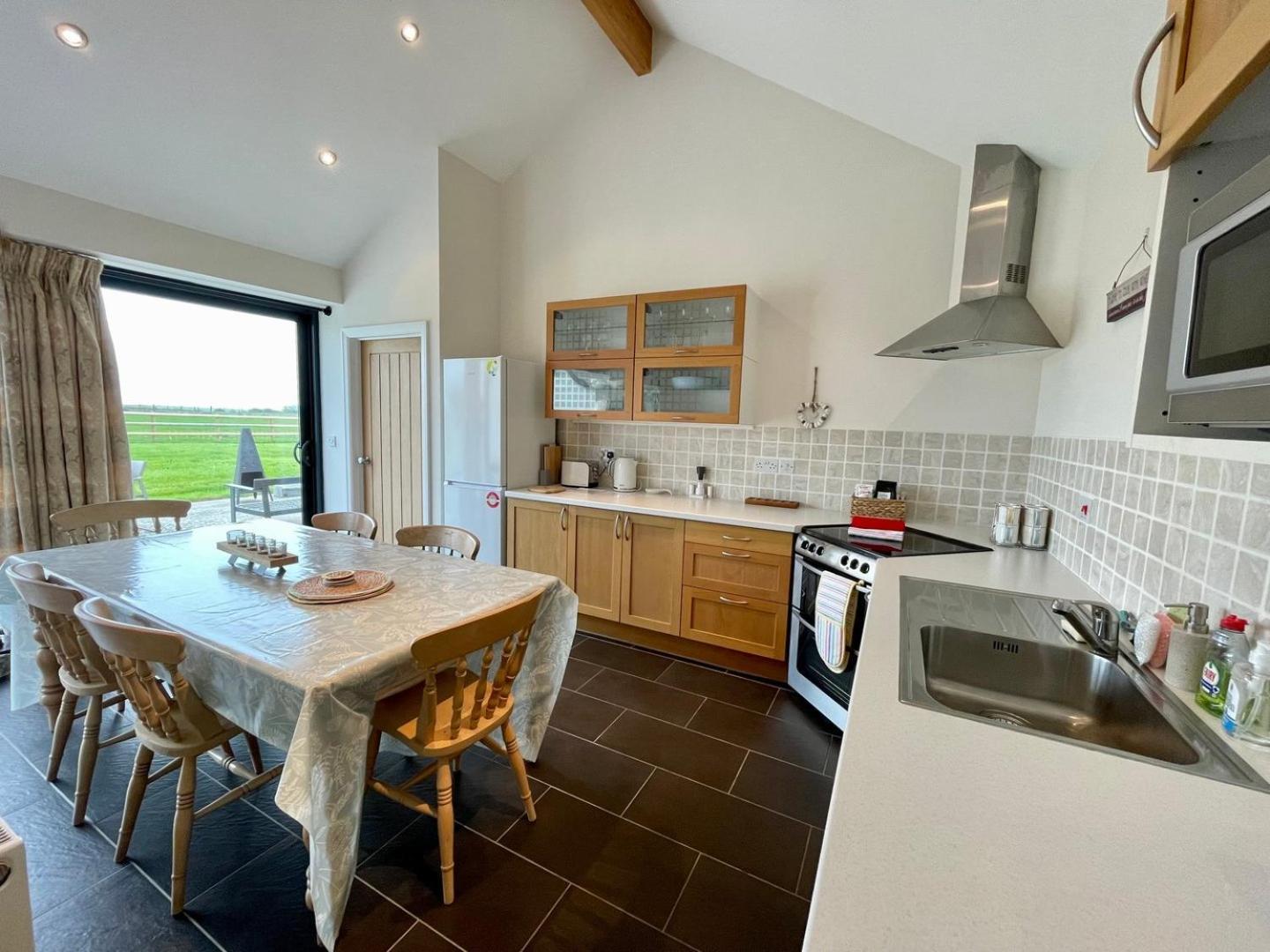 Cosy Barn With Views In Wick Vale Of Glamorgan Екстериор снимка