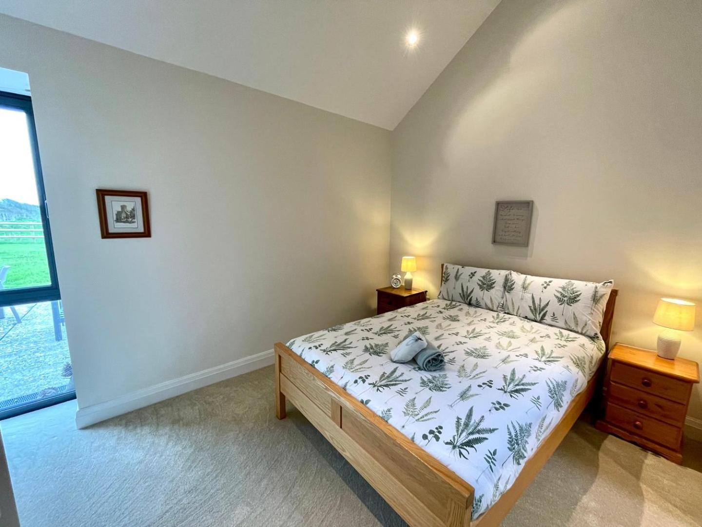 Cosy Barn With Views In Wick Vale Of Glamorgan Екстериор снимка