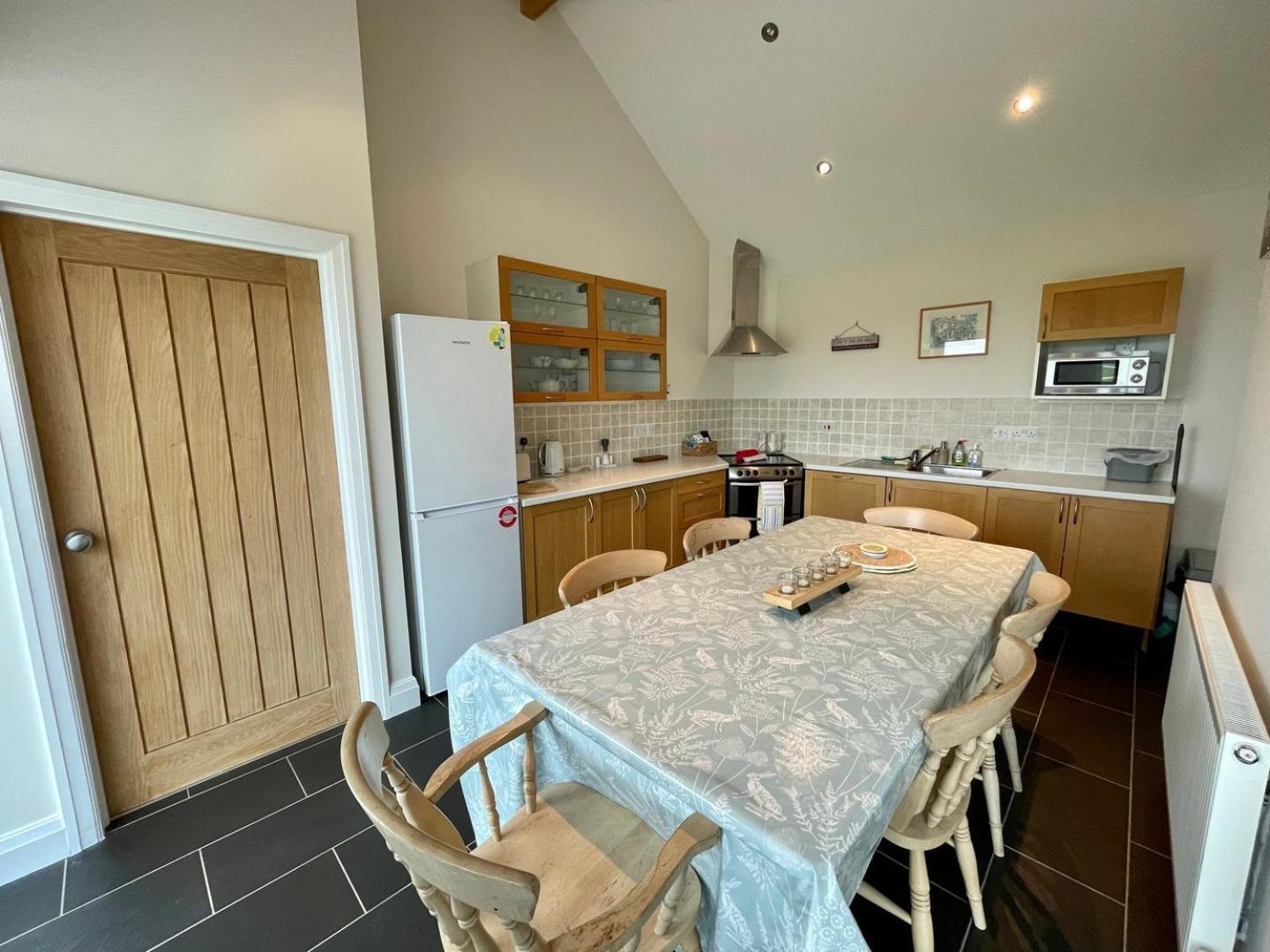 Cosy Barn With Views In Wick Vale Of Glamorgan Екстериор снимка