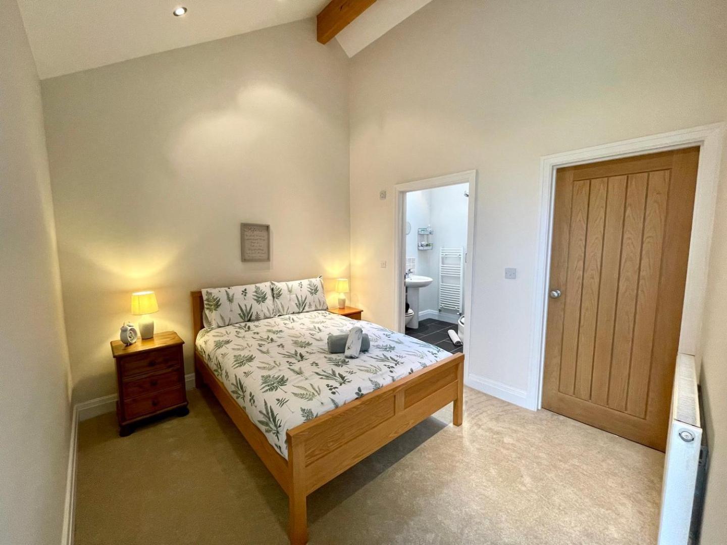 Cosy Barn With Views In Wick Vale Of Glamorgan Екстериор снимка
